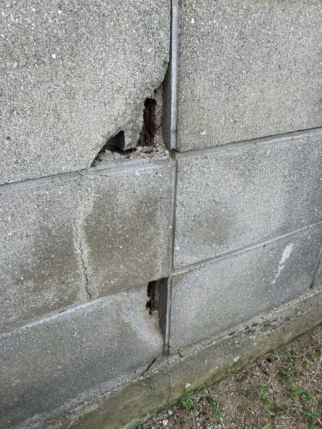 ブロック塀 爆裂修理